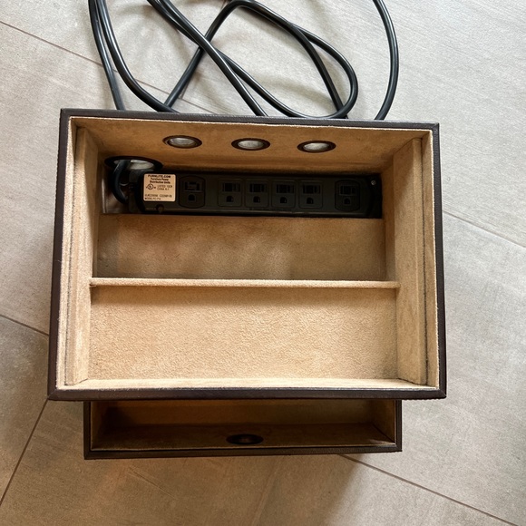 Pottery Barn Other Pottery Barn Charging Station W Heavy Duty Cord